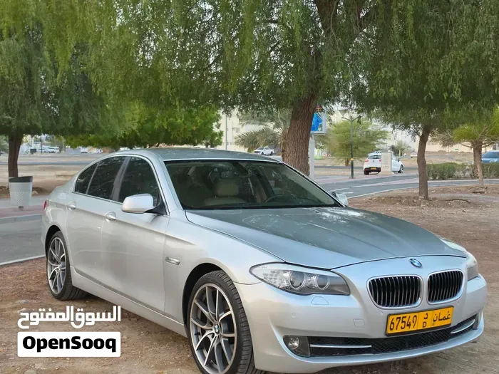BMW 5 Series 2011 photo 3