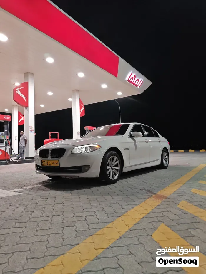 BMW 5 Series 2011 photo 5