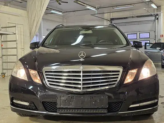 Mercedes-Benz E200C