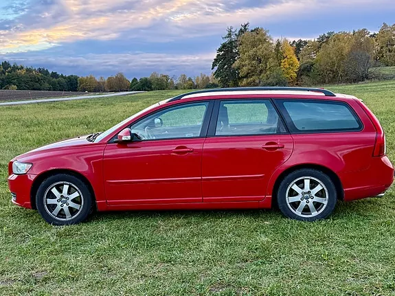 Volvo V50 2010 photo 5