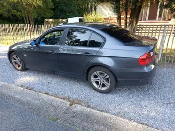 BMW 318I