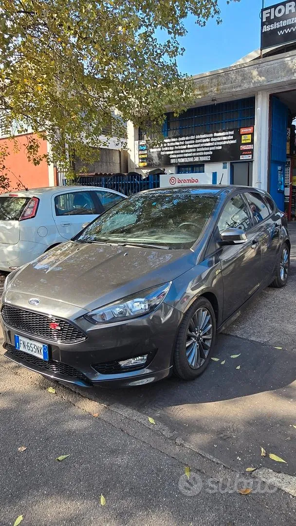 Ford Focus 2018 photo 2
