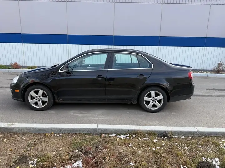 Volkswagen Jetta 2009 photo 4