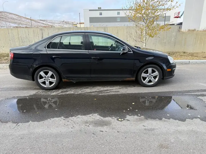 Volkswagen Jetta 2009 photo 2