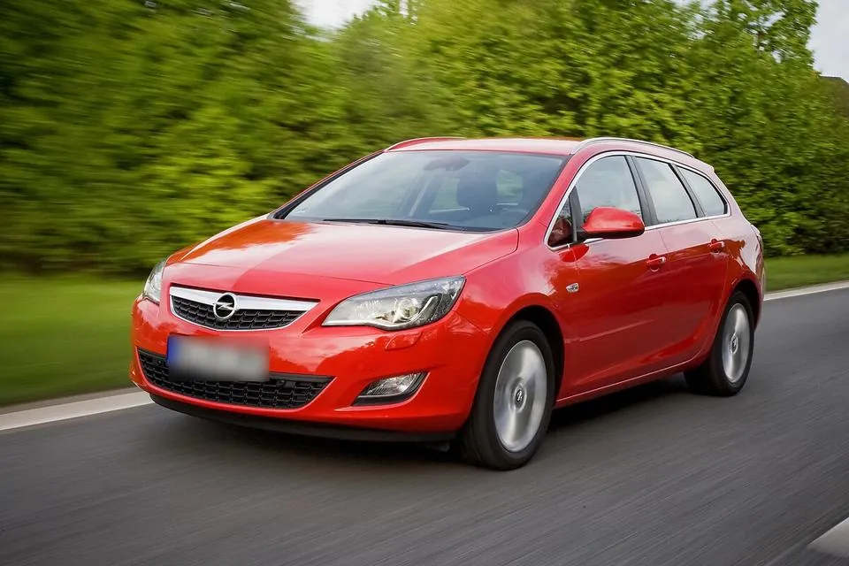 Opel Astra J