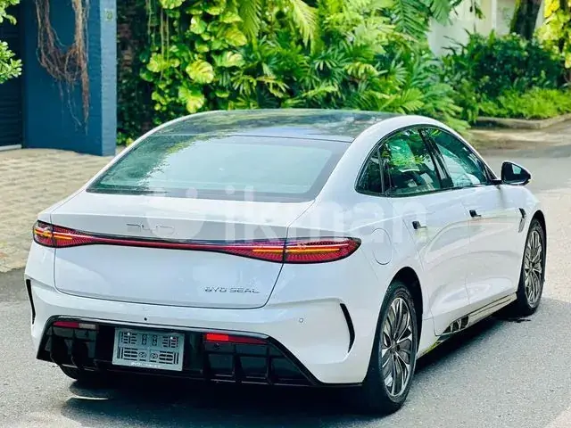 BYD Seal 2024 photo 5
