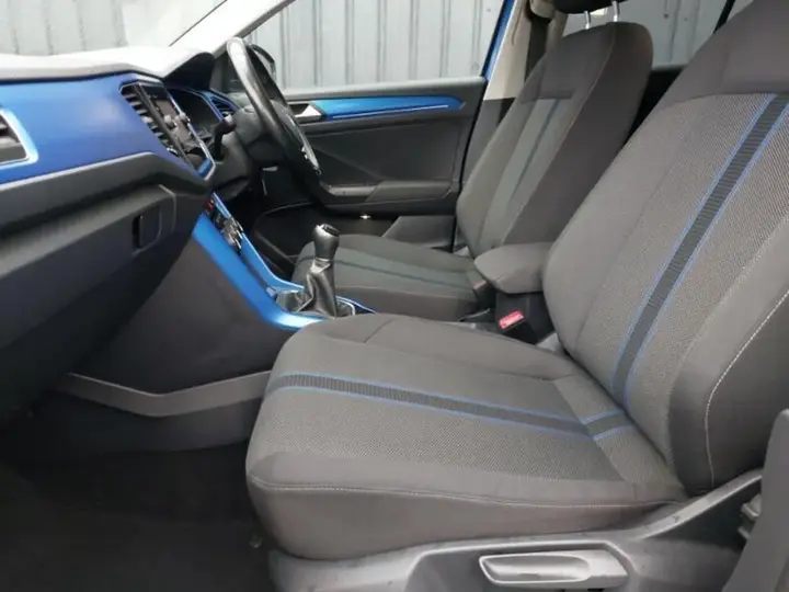 Volkswagen T-Roc 2018 photo 5