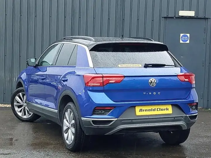Volkswagen T-Roc 2018 photo 2