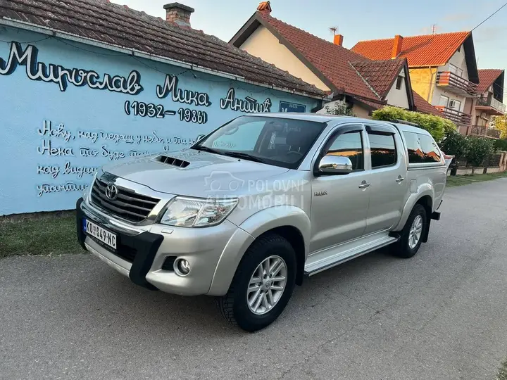 Toyota Hilux