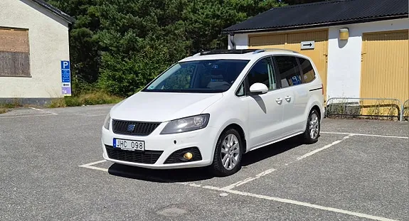 Seat Alhambra 2013 photo 2