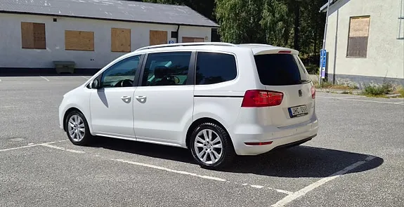 Seat Alhambra 2013 photo 4
