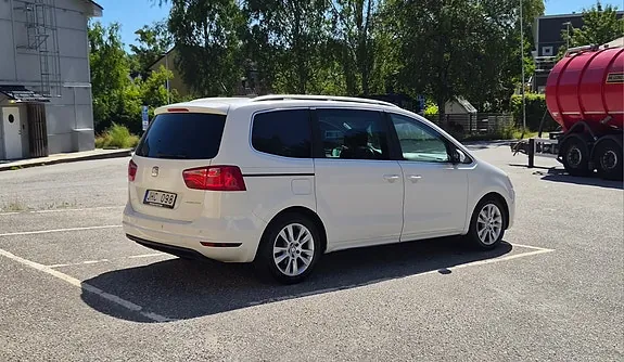 Seat Alhambra 2013 photo 3