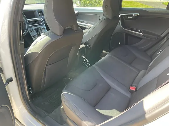 Volvo V60 2014 photo 5