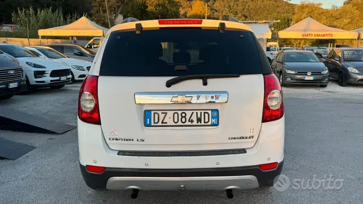 Chevrolet Captiva 2010 photo 4