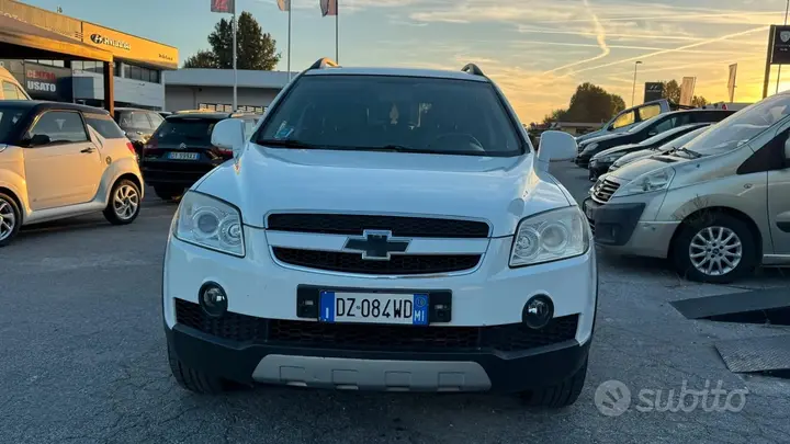 Chevrolet Captiva 2010 photo 3