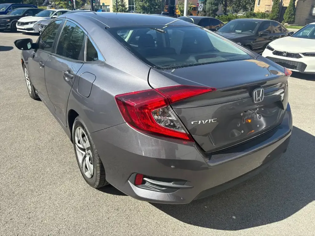 Honda Civic 2018 photo 4