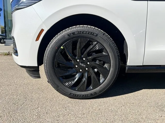 Lincoln Navigator 2027 photo 3