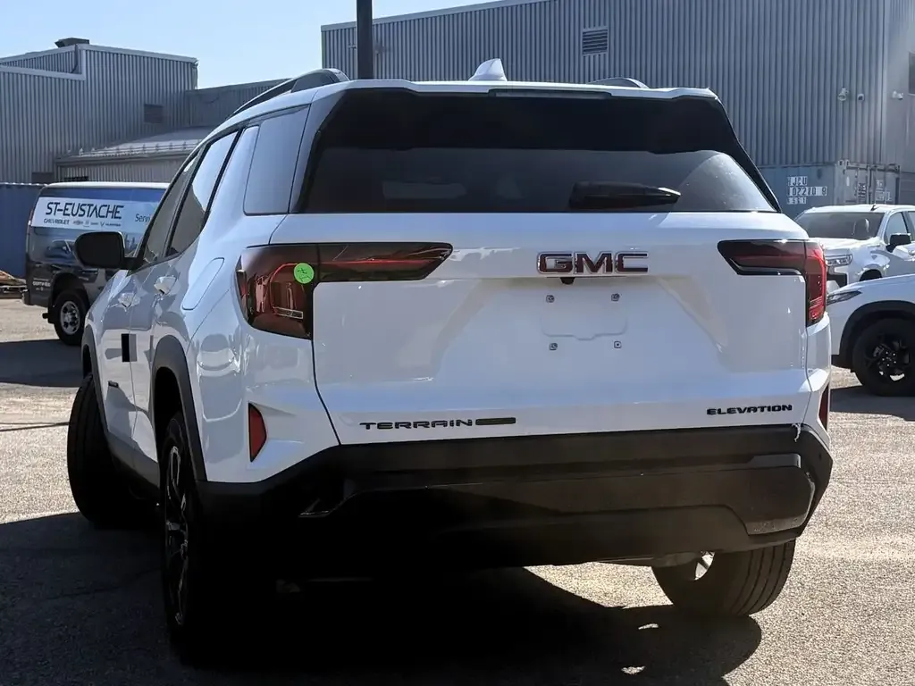 GMC Terrain 2027 photo 5