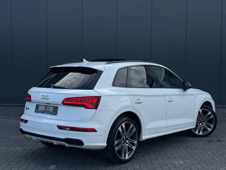 Audi Sq5 2017 photo 3