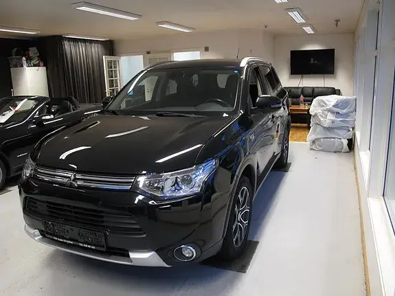 Mitsubishi Outlander 2015 photo 3