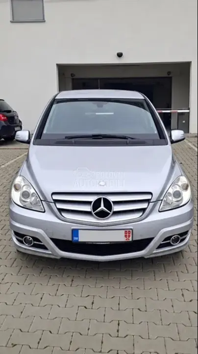 Mercedes-Benz B 170
