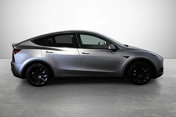 Tesla Model Y 2023 photo 5