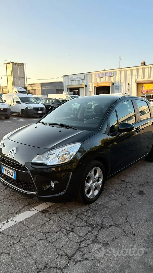 Citroen C3 2011 photo 2
