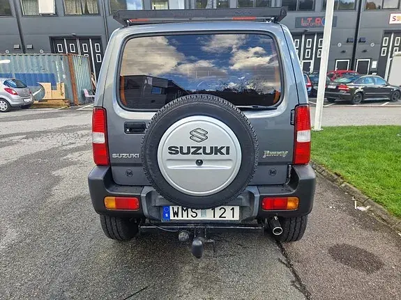 Suzuki Jimny 2005 photo 2