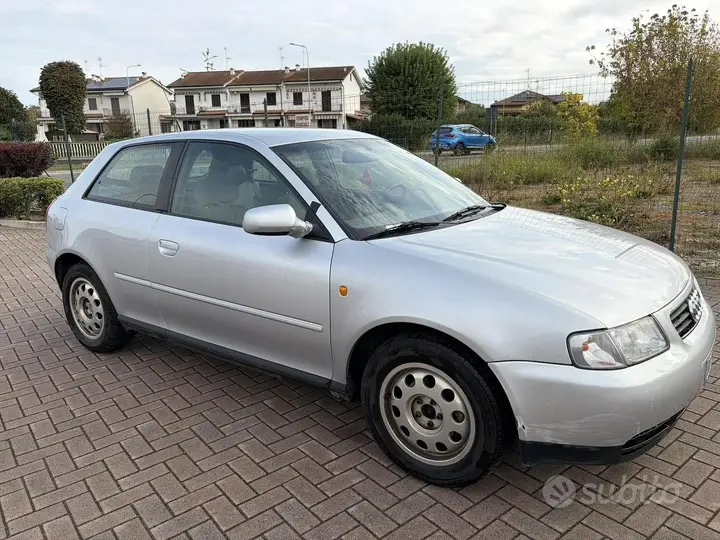 Audi A3 2000 photo 2