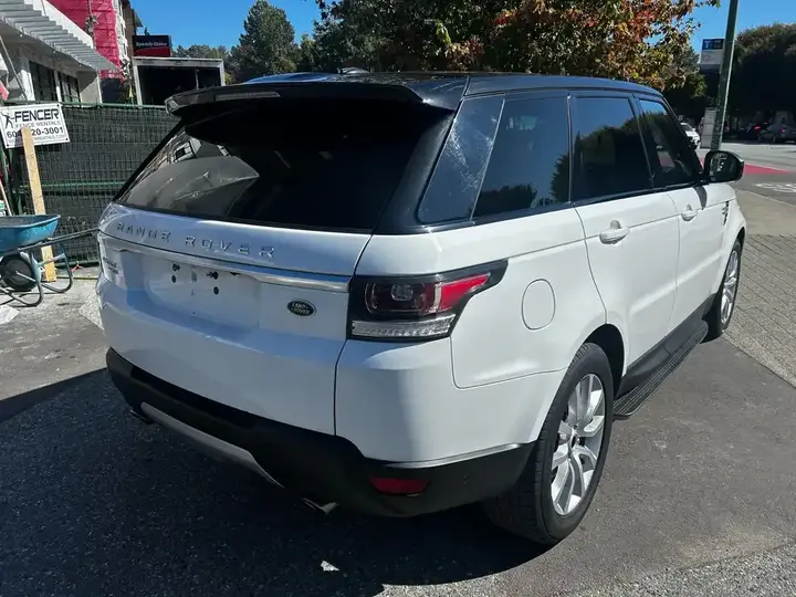 Land Rover Range Rover Sport 2015 photo 5
