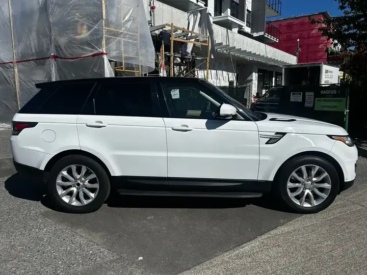 Land Rover Range Rover Sport 2015 photo 4