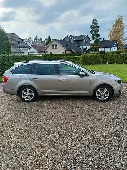 Skoda Octavia 2014 photo 5