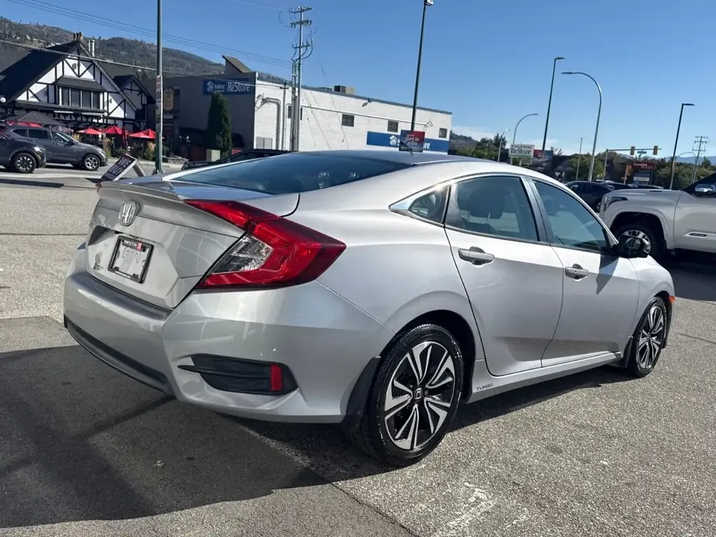 Honda Civic 2017 photo 4