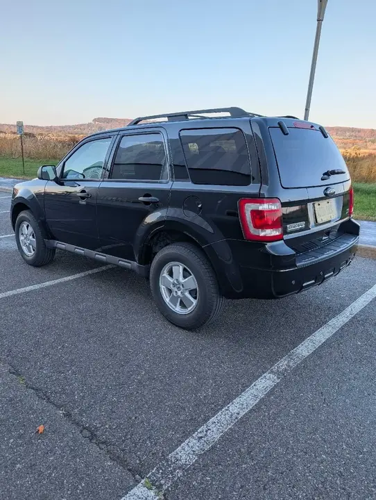 Ford Escape 2012 photo 3