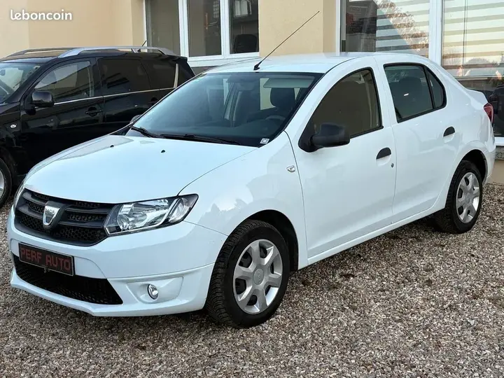 Dacia Logan 2014 photo 2