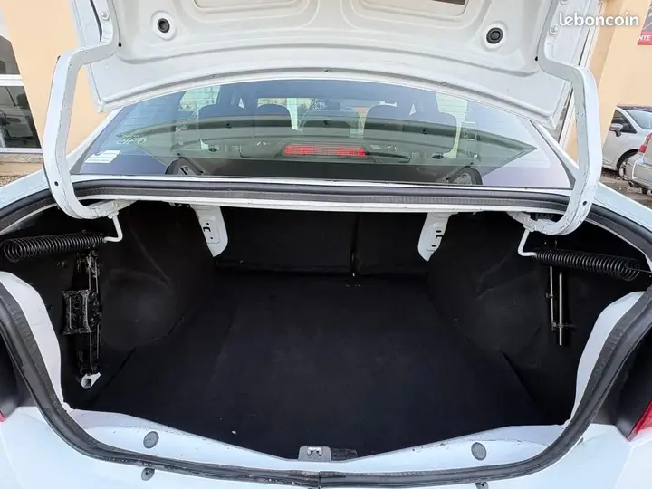 Dacia Logan 2014 photo 5