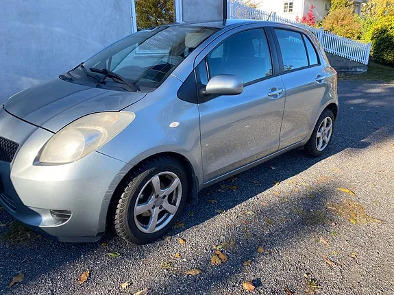 Toyota Yaris 2006 photo 3