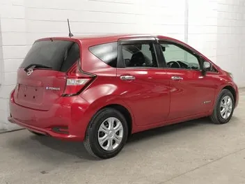 Nissan Note 2016 photo 3