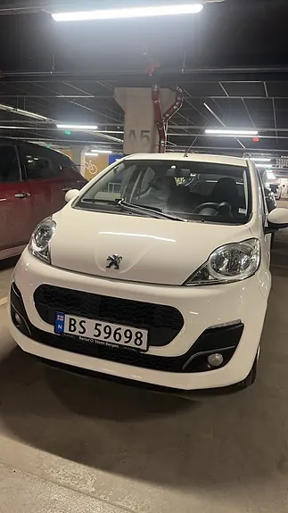 Peugeot 107 2013 photo 2