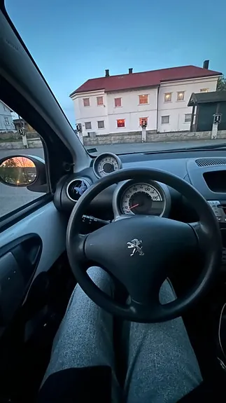Peugeot 107 2013 photo 5