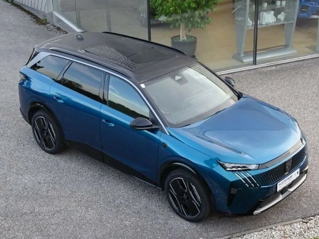 Peugeot 5008