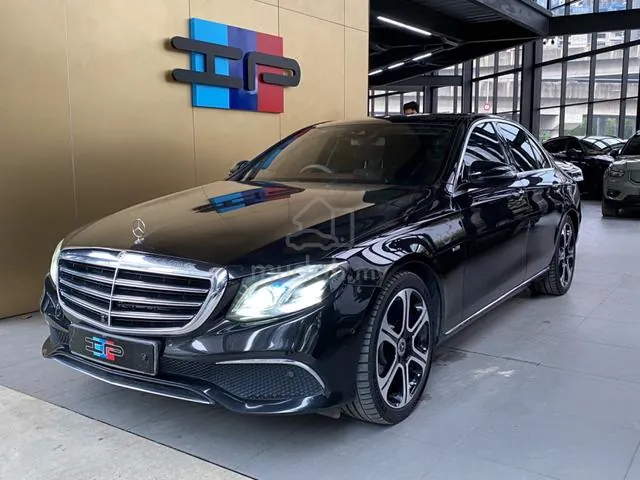 Mercedes-Benz E350E