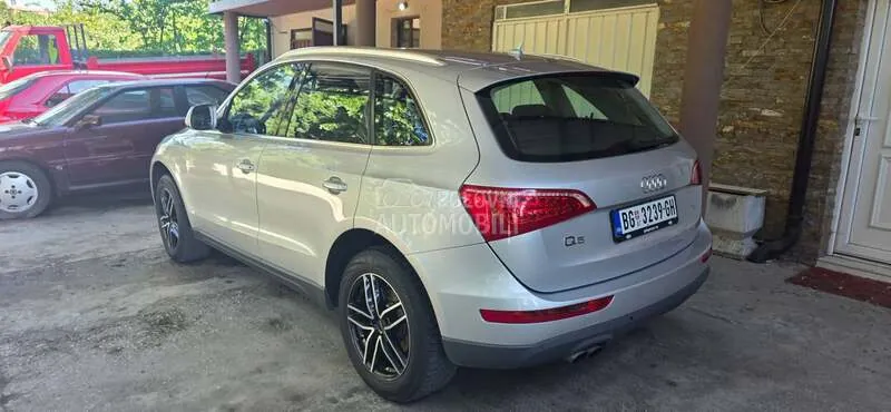 Audi Q5 2012 photo 4