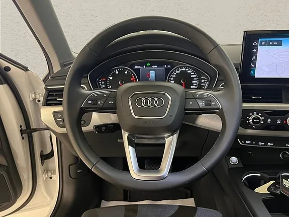 Audi A4 2023 photo 5