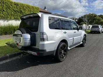 Mitsubishi Pajero 2007 photo 3