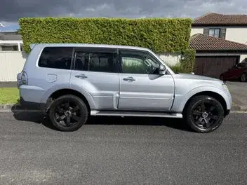 Mitsubishi Pajero 2007 photo 4