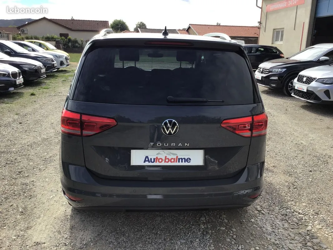 Volkswagen Touran 2022 photo 4