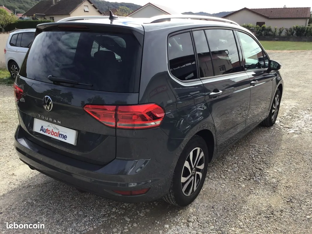 Volkswagen Touran 2022 photo 5
