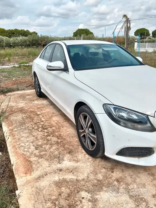 Mercedes-Benz C180 2016 photo 3