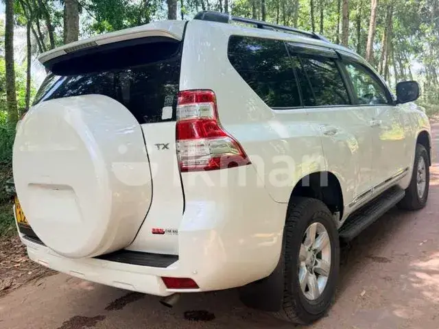 Toyota Land Cruiser Prado 2017 photo 4